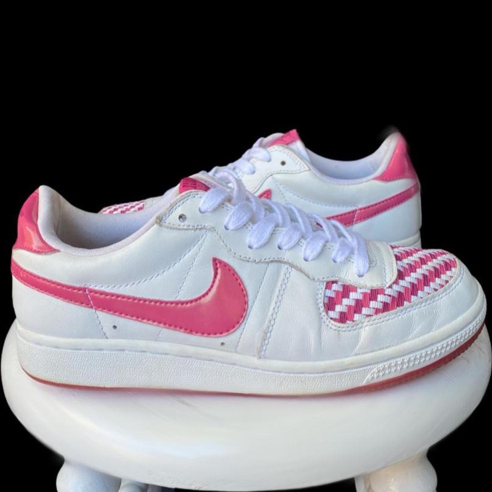 2006 Nike Air Legend Pink Woven